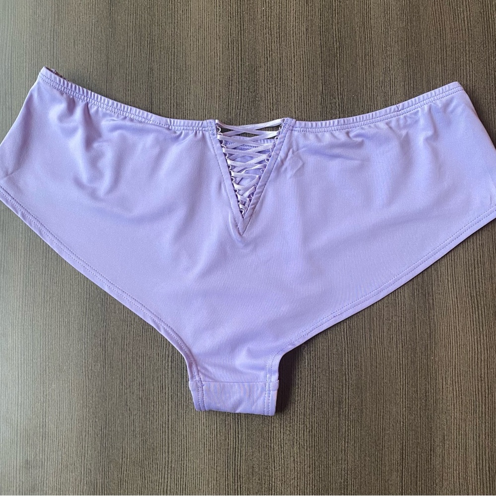 Victoria’s Secret Lilac Lace-Up Panty, size M